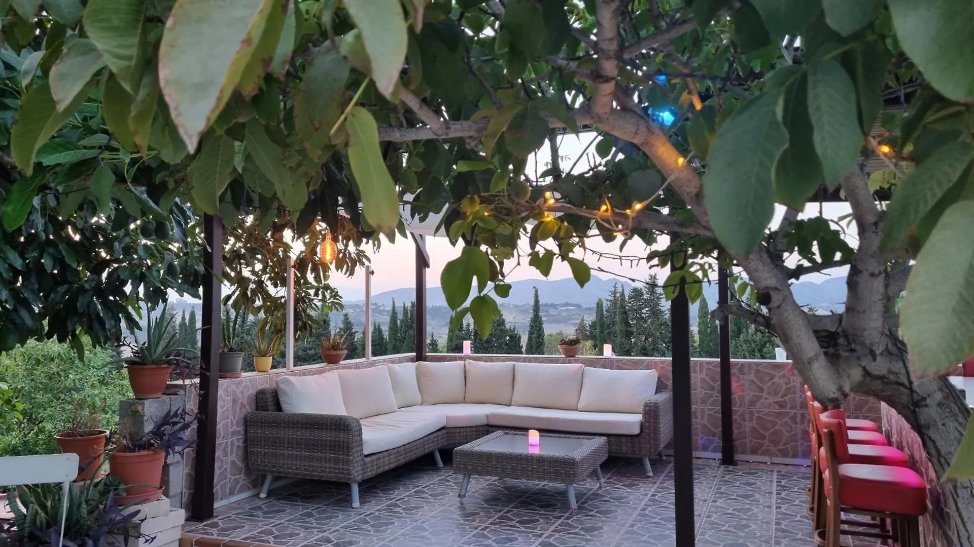 Finca Vista El Montanes Malaga Villa