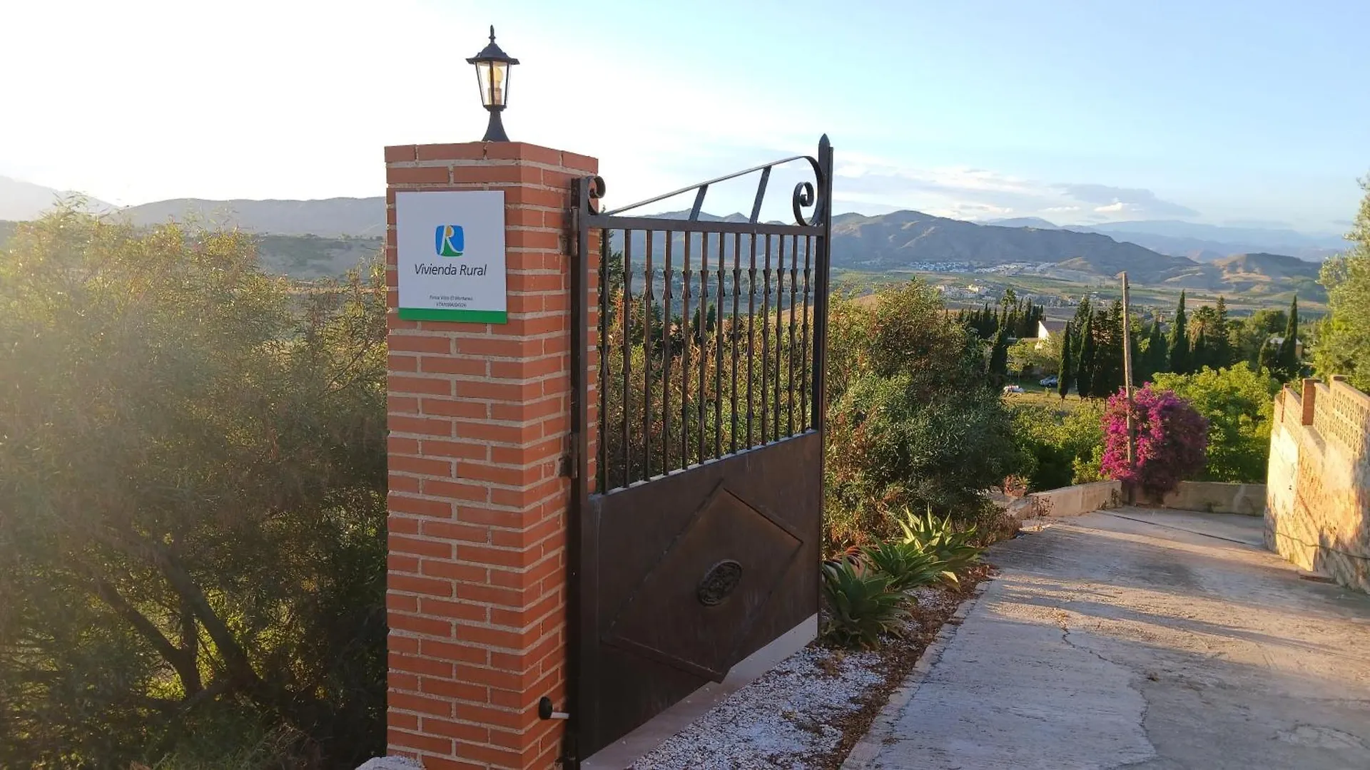Finca Vista El Montanes Malaga Villa